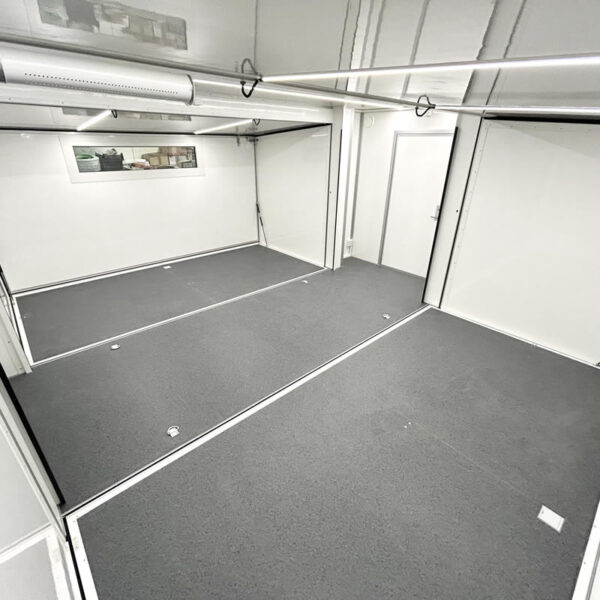 Utvidbar mannskapsvogn S280 - Royale Nordic