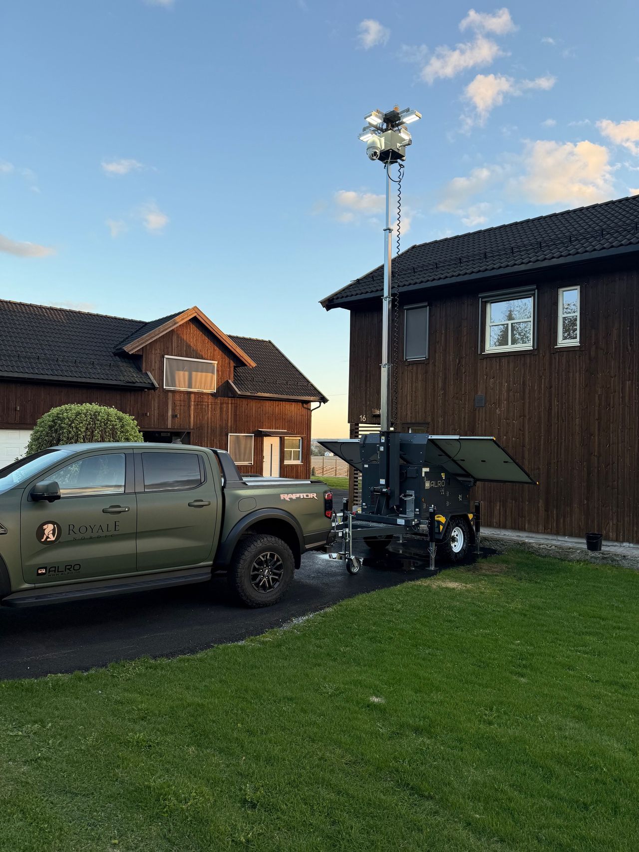 Royale Cam Track Kameravogn med Lysmast